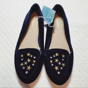[Old Navy] Embroidered Velvet Loafers